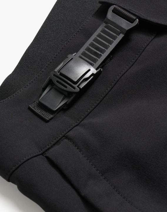 Actual product image Loose Riders C/ Casual black (32)