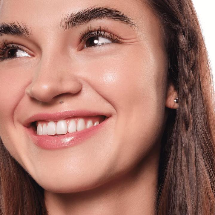 Productafbeelding essence hydra kiss LIP OIL (Koekjes Sprankelen)