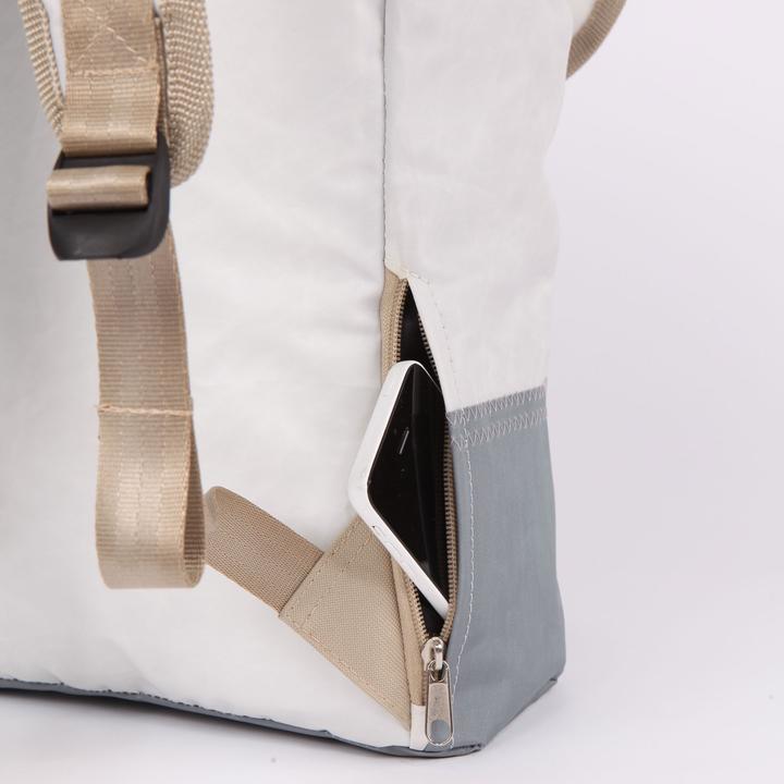 Actual product image 360Grad Landgang Rucksack Segeltuch weiss mit Zahl grau (20 l)