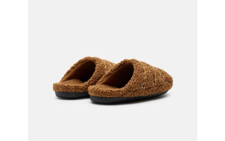 Actual product image Moon Boot Teddy (36)