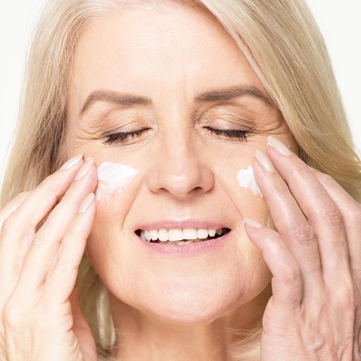 Actual product image Eveline Bio Hyaluron 3x Retinol System Moisturising Face Cream Filler 40+ 50ml (50 ml, Day cream)
