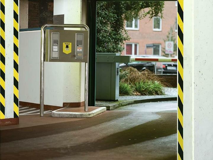 Image du produit tesa Bande de marquage Signal Universal (50 mm)