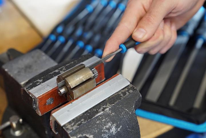 Produktbild Brilliant Tools Feilen-Satz mit Feilenbürste, 19-tlg (Hieb 0)