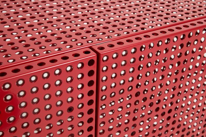 Produktbild HAY - Perforated Bodenschrank Klein - H 66,5cm - Weinrot
