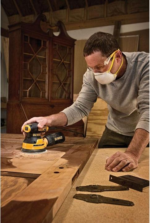Actual product image DeWalt DWE6423 (Eccentric grinder, 280 W)