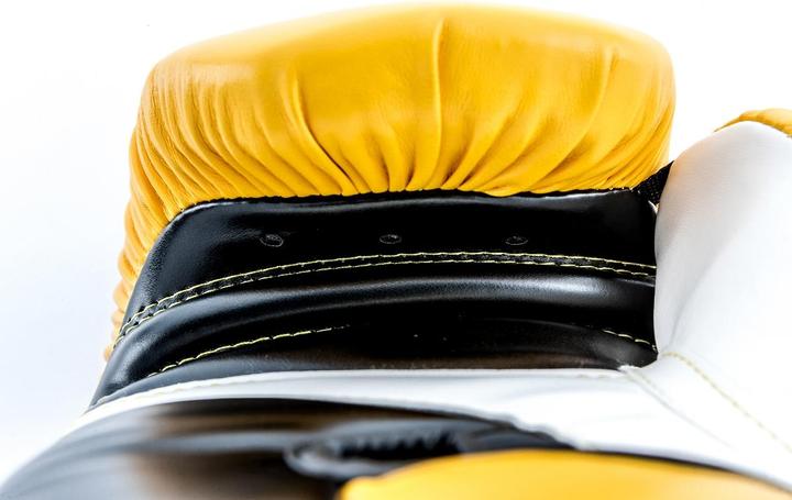 Produktbild UFC PRO Fitness Training Glove (12 OZ)