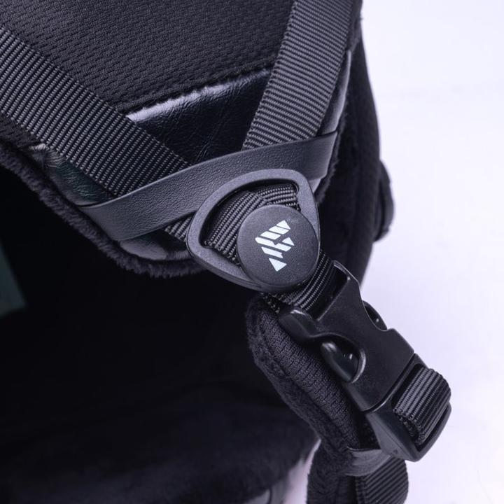 Immagine prodotto Iguana Fangs Helm (55 - 58 cm, M)