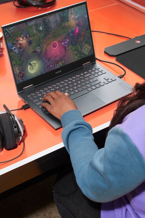 Actual product image HP OMEN by Outpost (L)