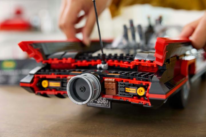 Productafbeelding LEGO Batman™: Batmobile™ van de klassieke tv-serie (76328, LEGO DC, LEGO Zeldzame Sets)