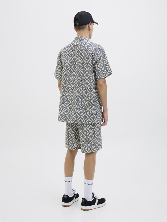 Actual product image Jack & Jones Relaxed Fit Shorts Shorts (XXL)