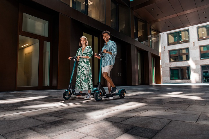 Actual product image SoFlow SO4 Pro (20 km/h, 40 km, 500 W)