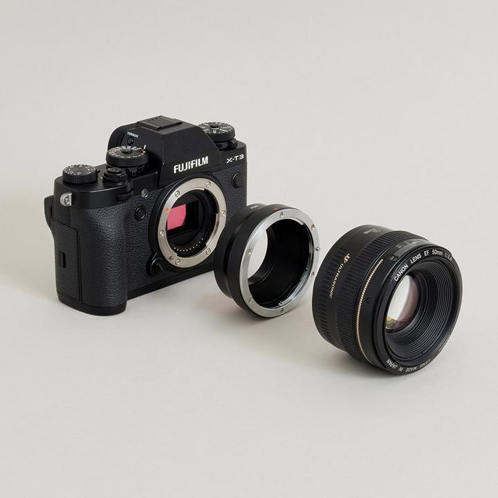 Productafbeelding Urth Lensvatting adapter: compatibel met Canon (EF / EF S) lens naar Fujifilm X camera body.