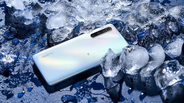 Actual product image realme X3 SuperZoom (256 GB, Arctic White, 6.57", Dual SIM, 4G)