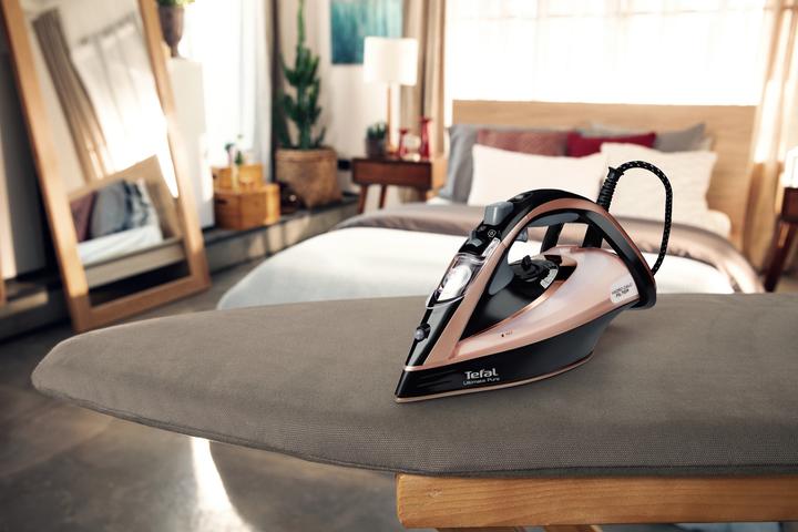 Actual product image Tefal Ultimate Pure FV9845 Dry & Steam Iron Durilium Self-Cleaning Base Plate, Copper (3200 W, 260 g/min)