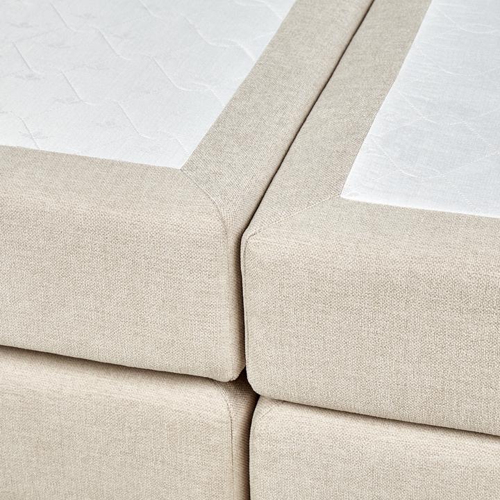 Actual product image Beliani Dynasty (180 x 200 cm)