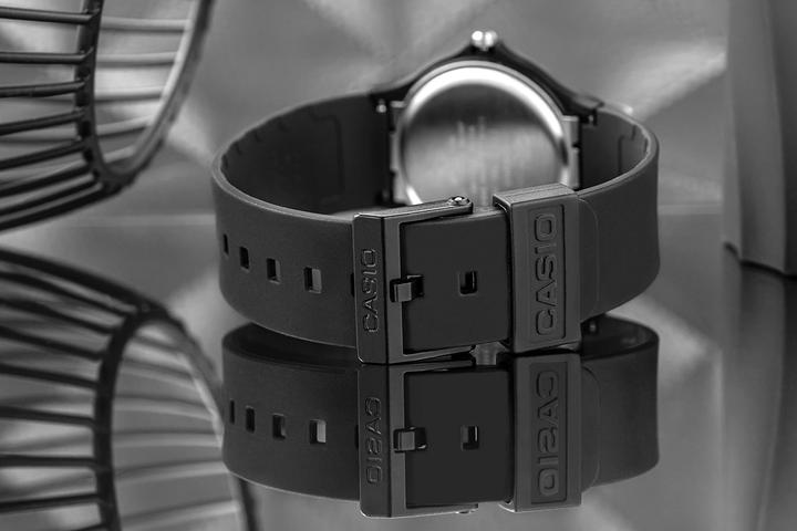Actual product image Casio Collection (Analogue wristwatch)
