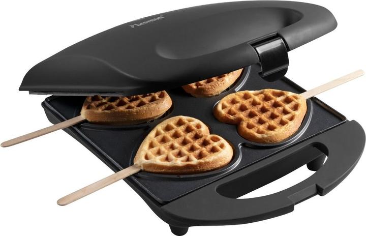 Actual product image Bestron Heart waffle maker, black