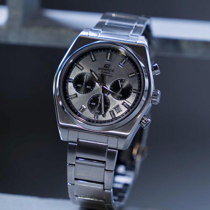 Image du produit Casio EFB-730D-7AVUEF (Chronographe, Horloge analogique, 40 mm)