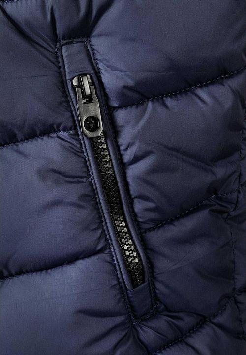 Produktbild Minoti Weste Jungen Abzeichen (122)