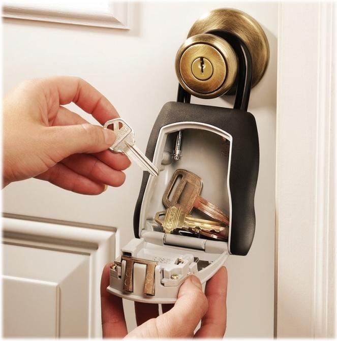 Actual product image Master Lock Key safe 5400EURD