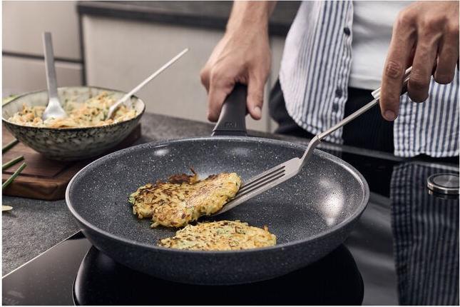 Produktbild Zwilling - Terreno Plus Fry Pan - Gray - 24 cm (Bratpfanne, Aluminium, 24 x 5.50 cm)