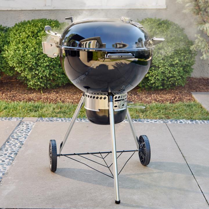 Produktbild Weber Master-Touch Premium E-5770 (57 cm)
