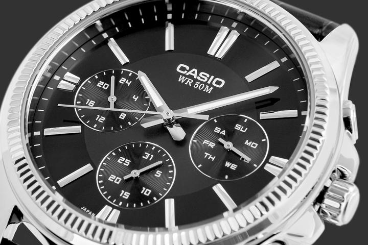 Produktbild Casio Collection (42 mm)