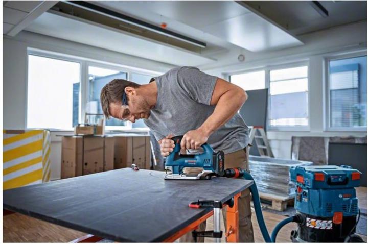 Produktbild Bosch Professional GST 18V-155 BC