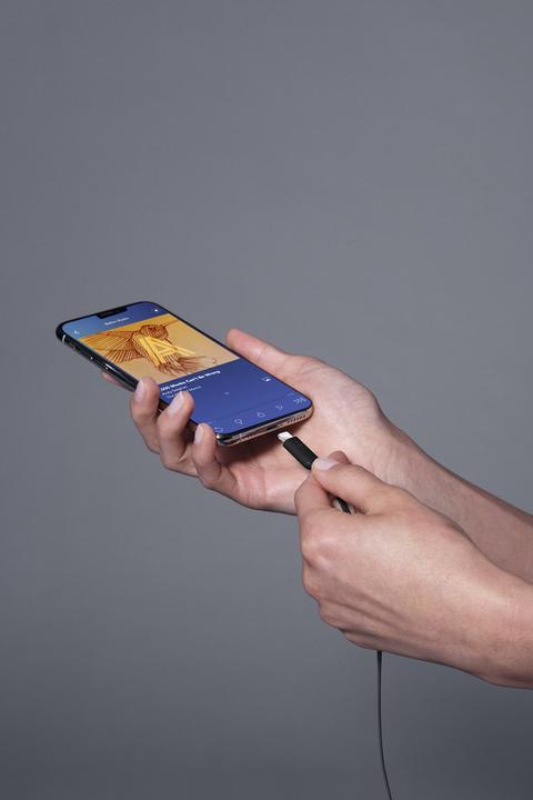 Actual product image Belkin Rockstar (ANC, Cable)