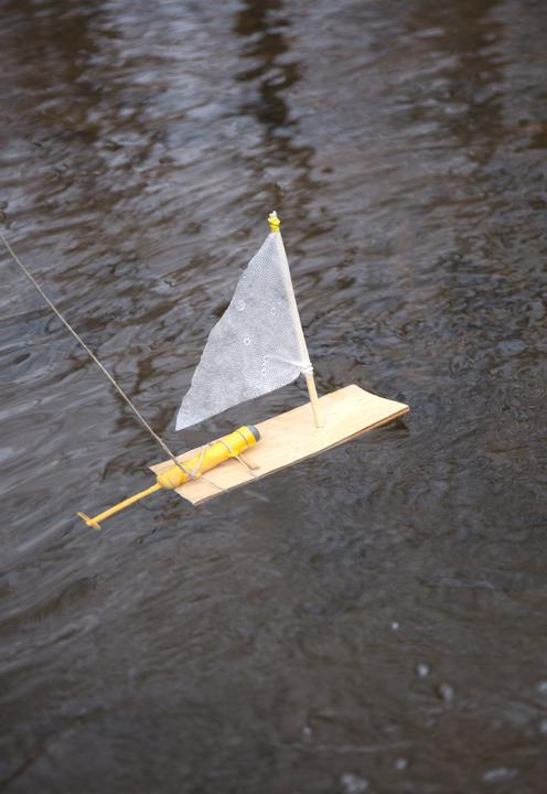 Immagine prodotto Kikkerland Huckleberry Motor Boat