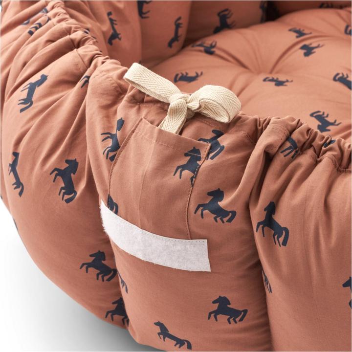 Produktbild Liewood Nest Ola Horses Dark Rosetta