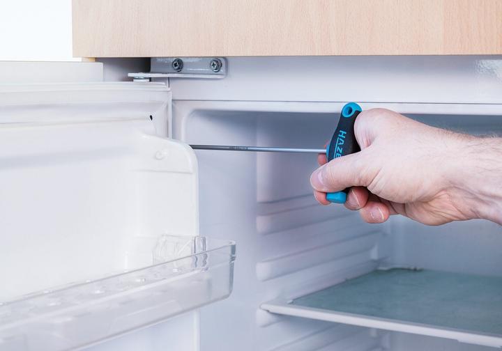 Produktbild HAZET Schraubendreher ∙ mit T-Griff 828LG-T30 ∙ Innen TORX Profil ∙ T30 (TX)