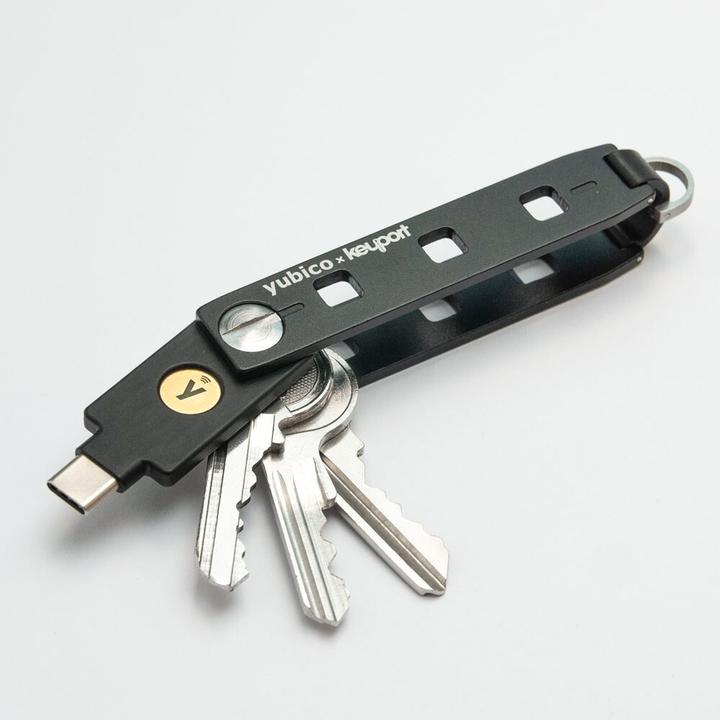 Image du produit Yubico x Keyport Pivot 2.0