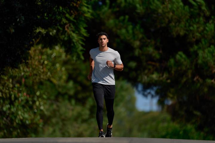 Produktbild Amazfit Active Max Black, W2556GL1N