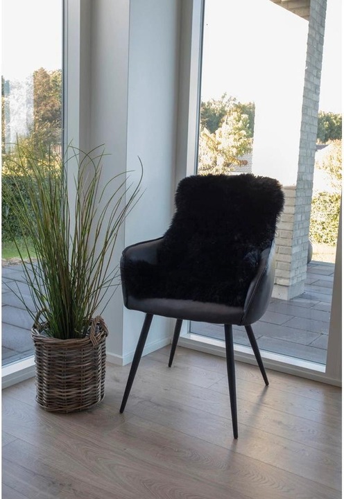 Actual product image House Nordic Lambskin 1