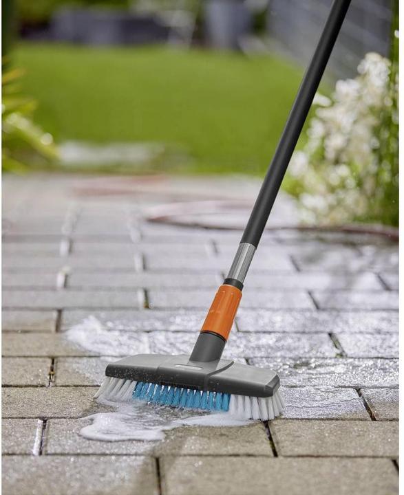 Produktbild Gardena Cleansystem Stielbürste hard