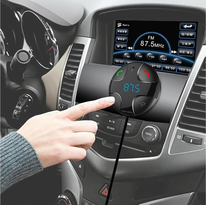 Actual product image 4smarts Automotive FM Transmitter DashRemote