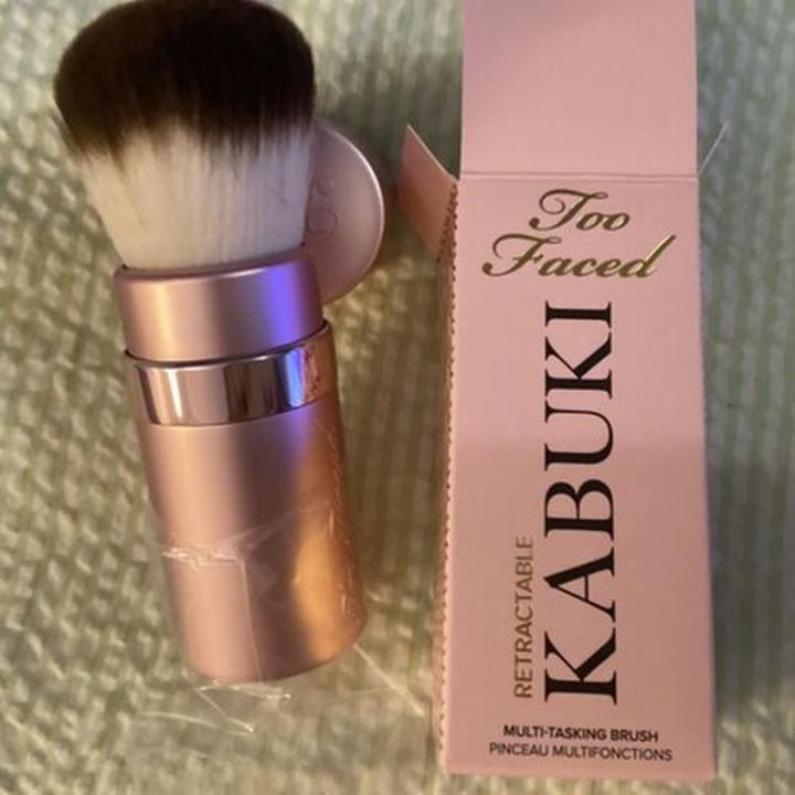 Produktbild Too Faced Retractable Kabuki Brush (Puder)