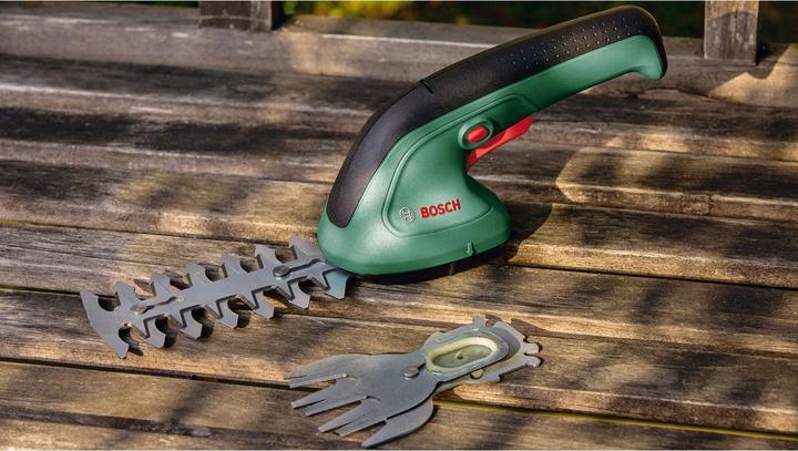 Produktbild Bosch Home & Garden EasyShear (Akkubetrieb)