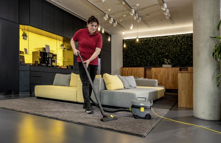 Actual product image Kärcher Professional T 7/1 Classic Adv NEW 1.527-212.0 (Dry vacuum cleaner)