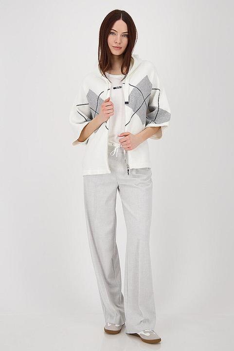 Actual product image Monari Cape (34)