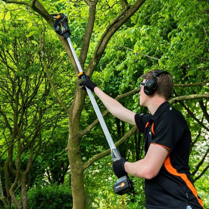 Actual product image Batavia Nexxsaw telescopic handle 1.15 - 1.75 m