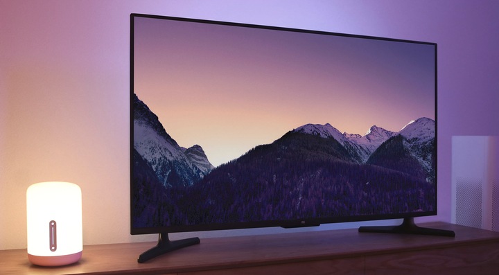 Actual product image Xiaomi Mi Bedside Lamp 2 (400 lm)