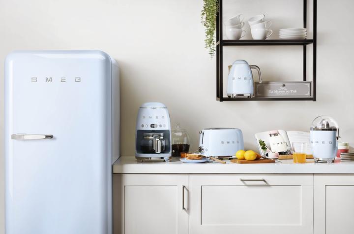 Produktbild Smeg Retro Style FAB28RPB5 (270 l)