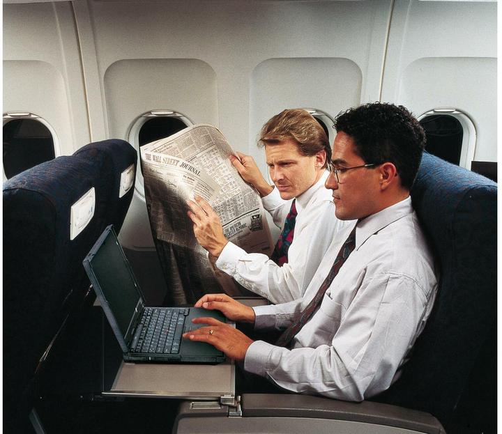 Produktbild 3M ™ Privacy Filters for Laptops with ™ COMPLY™ Flip Attach (13.31", 16:9)