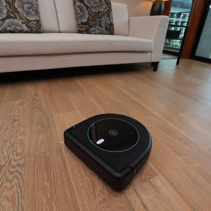 Actual product image Hobot Legee 668