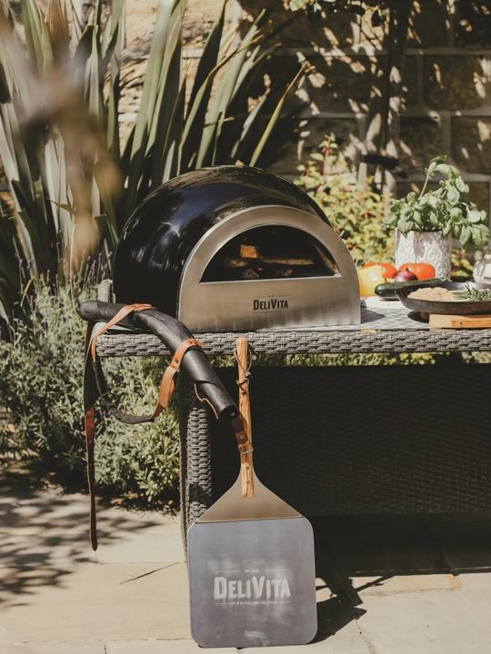 Immagine prodotto Delivita Forno per pizza nero (Legno del forno per pizza)
