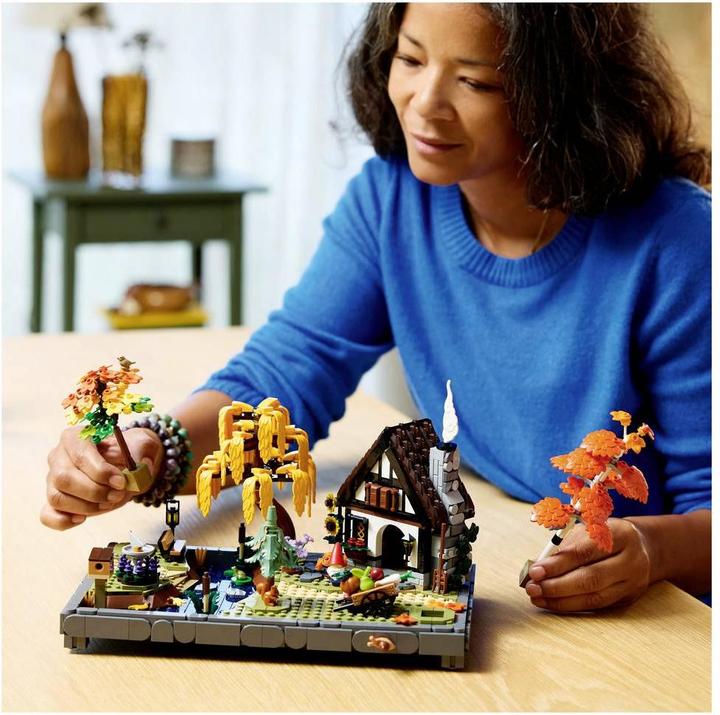 Produktbild LEGO Herbstlicher Landhausgarten (11372, LEGO Icons)