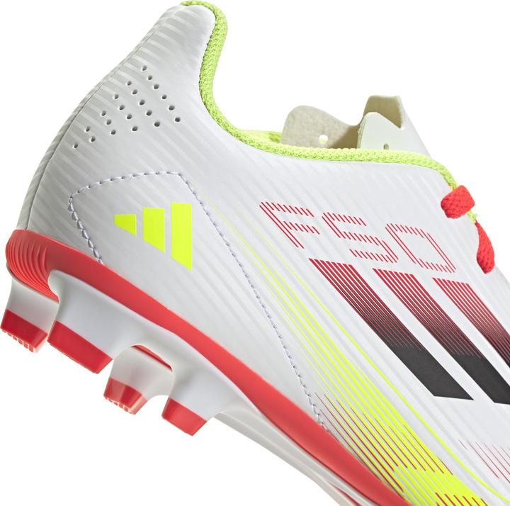 Image du produit adidas F50 Club FG/MG (34)
