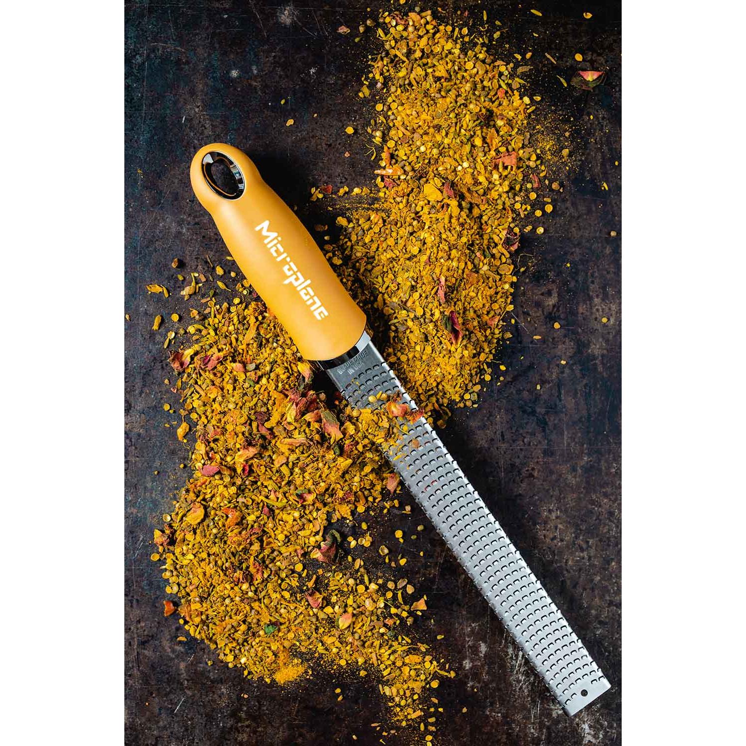 Thumbnail - Microplane Premium Classic Zester-Reibe ocke, Küchenreibe, Gelb